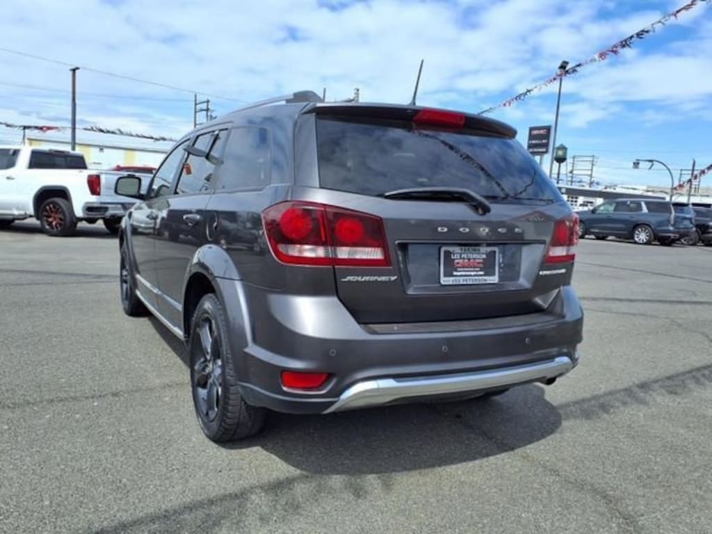 Used 2020 Dodge Journey Crossroad SUV