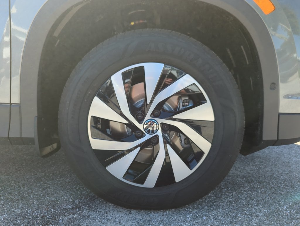 2026 Volkswagen Tiguan S - Photo 40
