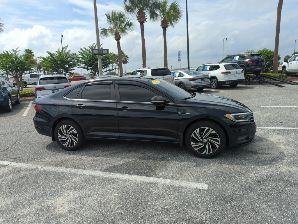 Used 2021 Volkswagen Jetta SEL Premium Sedan
