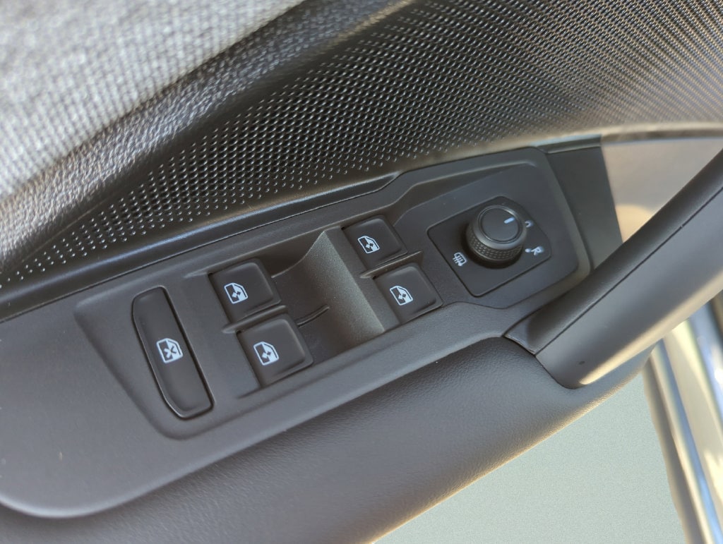 2026 Volkswagen Tiguan S - Photo 36