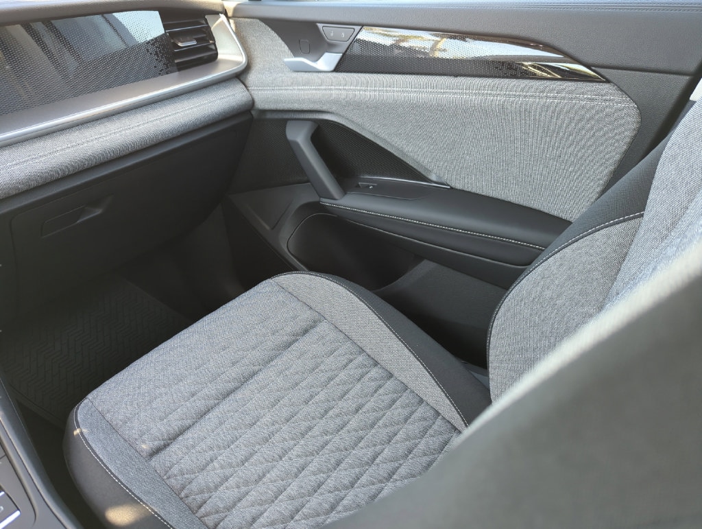 2026 Volkswagen Tiguan S - Photo 17
