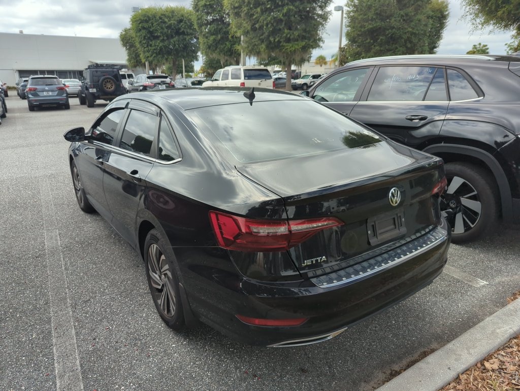 Used 2021 Volkswagen Jetta SEL Premium Sedan