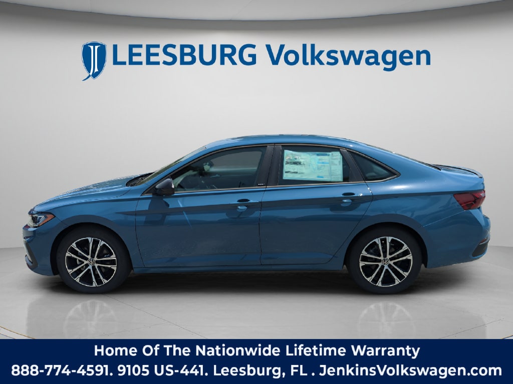 2026 Volkswagen Jetta Sport - Photo 11