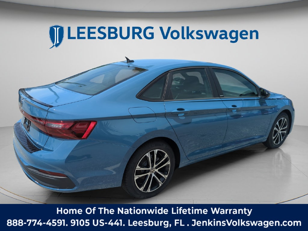 2026 Volkswagen Jetta Sport - Photo 6