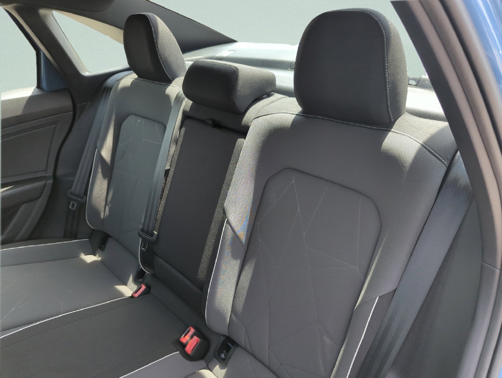 2026 Volkswagen Jetta Sport - Photo 25