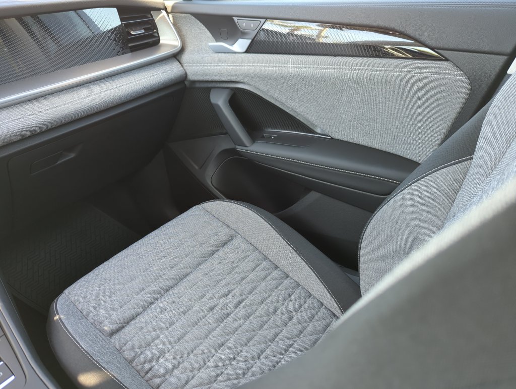 2026 Volkswagen Tiguan S - Photo 21