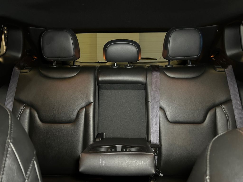 2025 Jeep Compass Limited - Photo 23