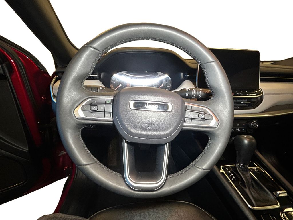 2025 Jeep Compass Limited - Photo 12