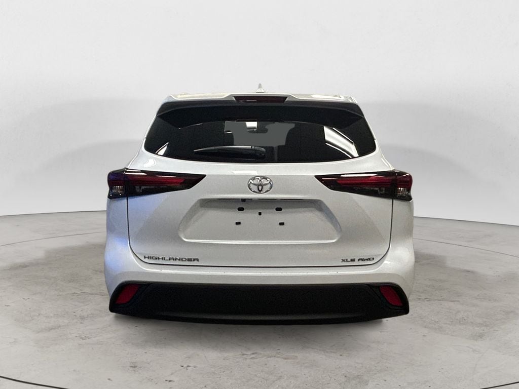 Used 2026 Toyota Highlander XLE SUV