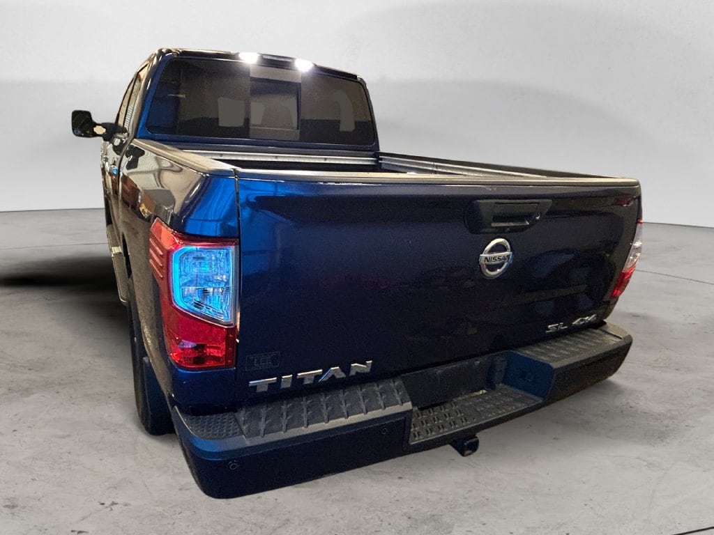 Used 2017 Nissan Titan SL Truck Crew Cab