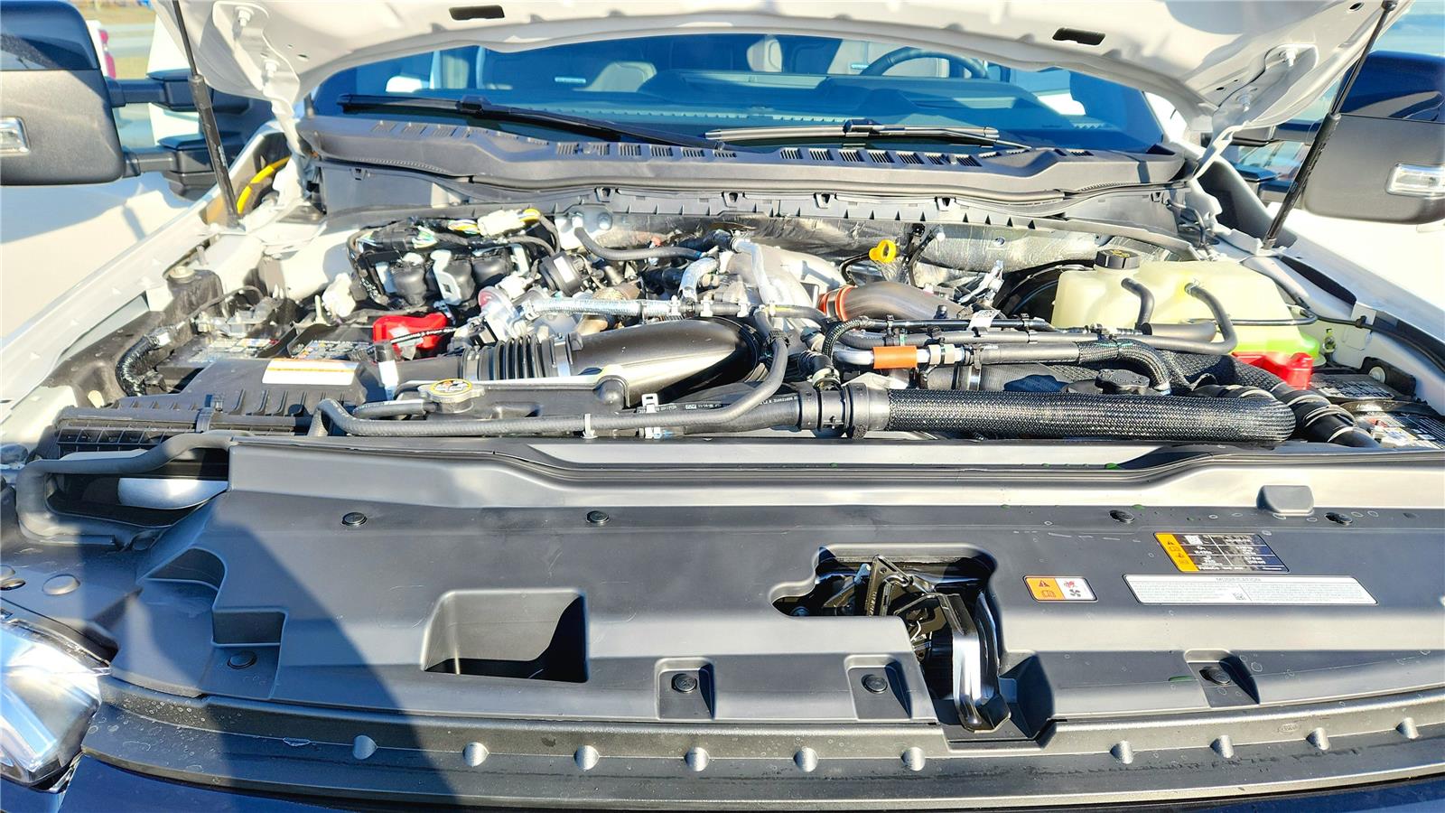 2026 Ford F-250 Super Duty Platinum - Photo 14
