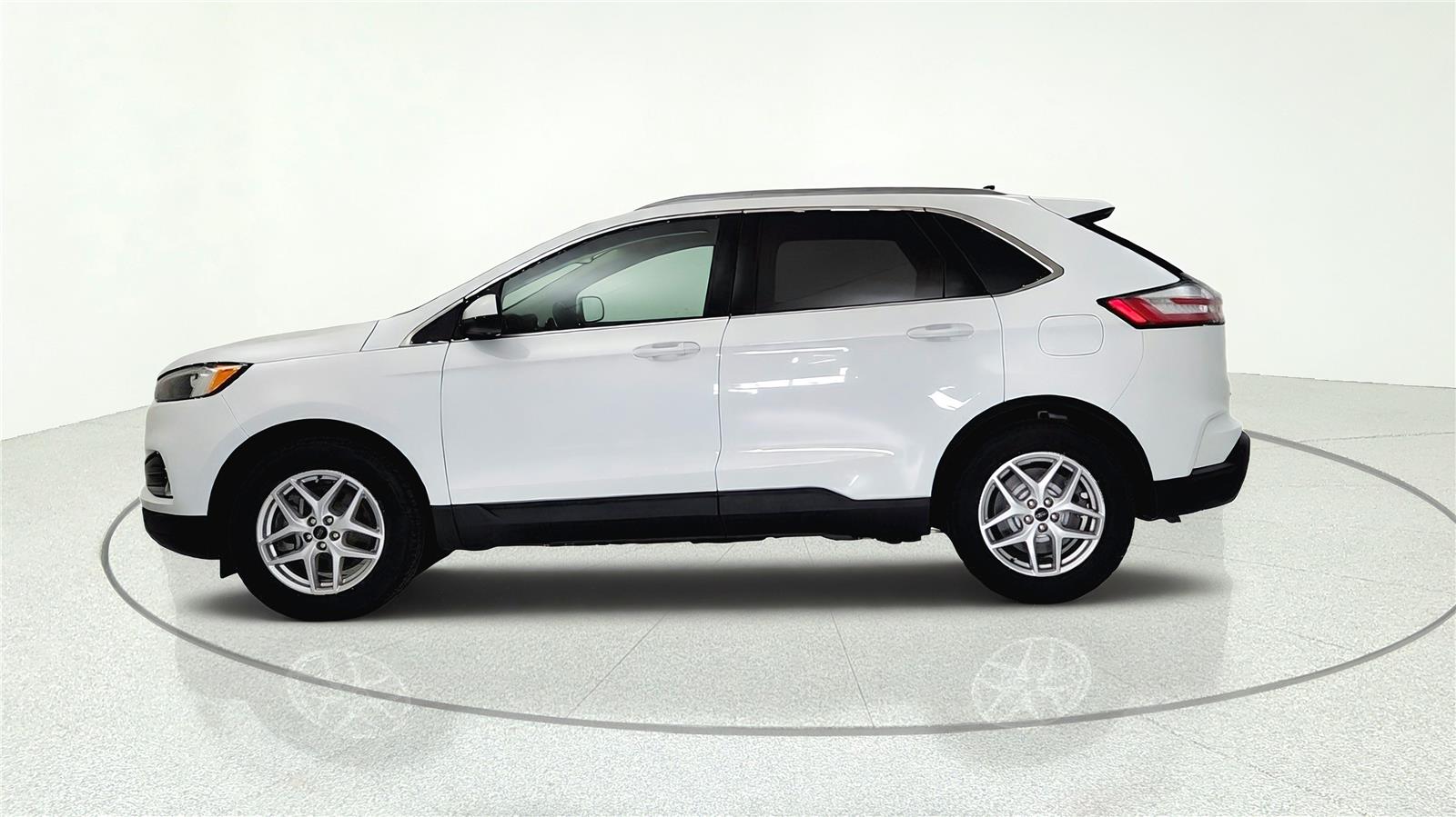 Used 2023 Ford Edge SEL SUV