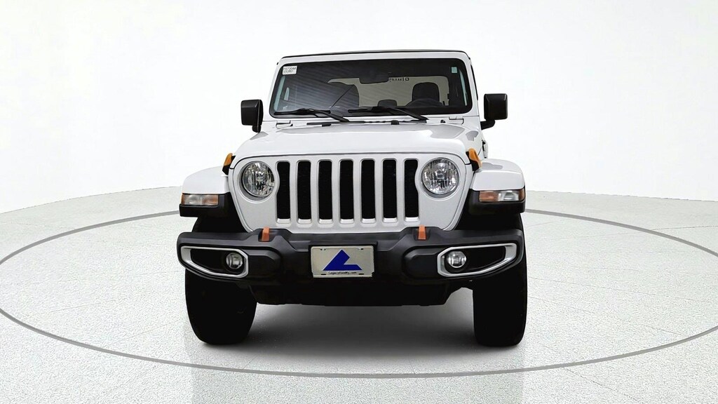 Used 2023 Jeep Gladiator Overland Truck