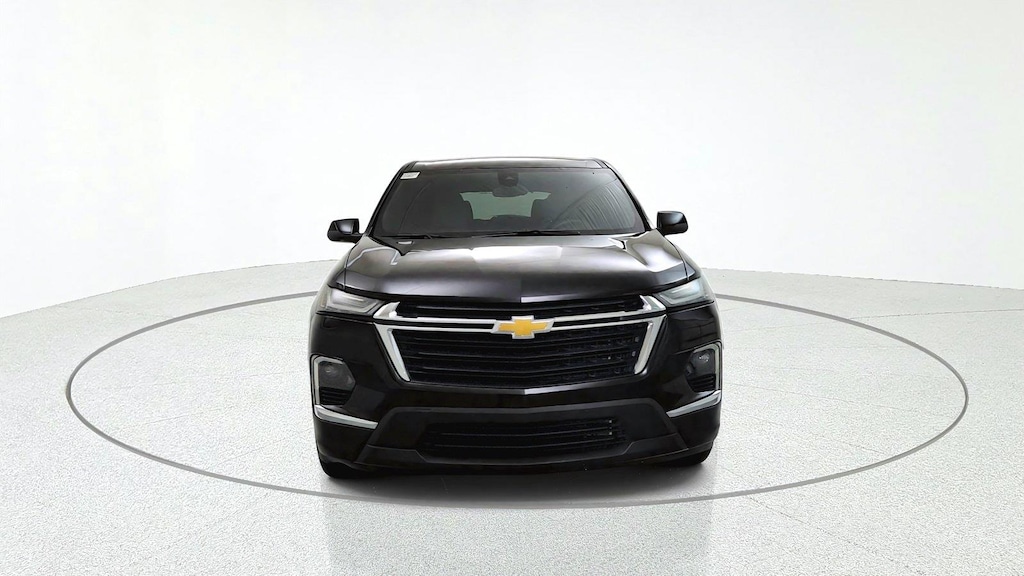 Used 2023 Chevrolet Traverse LS SUV
