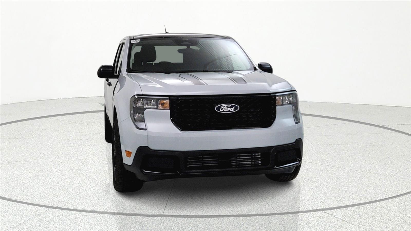 2026 Ford Maverick XLT - Photo 2