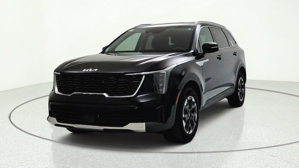 Used 2025 Kia Sorento S SUV