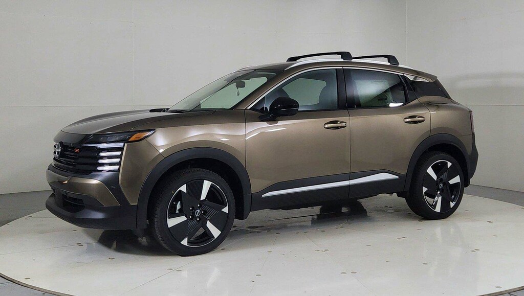 Used 2026 Nissan Kicks SR SR AWD