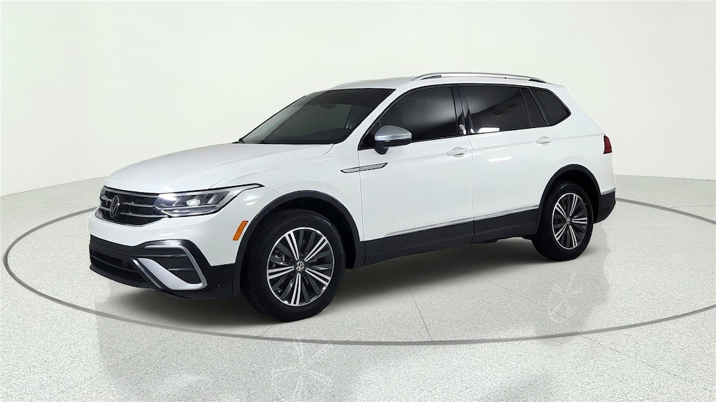 Used 2024 Volkswagen Tiguan Wolfsburg Edition 2.0T Wolfsburg Edition 4MOTION