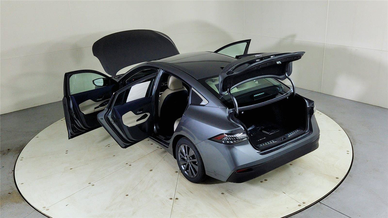 2026 Nissan Sentra SL - Photo 26