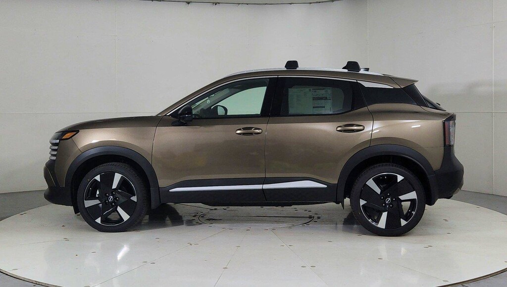 Used 2026 Nissan Kicks SR SR AWD