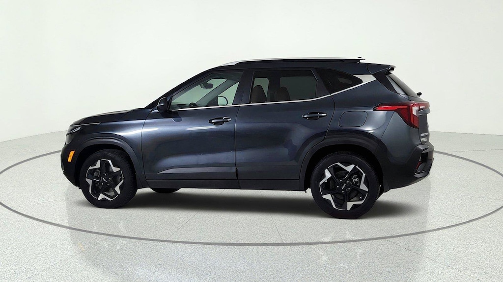 Used 2025 Kia Seltos EX EX IVT AWD