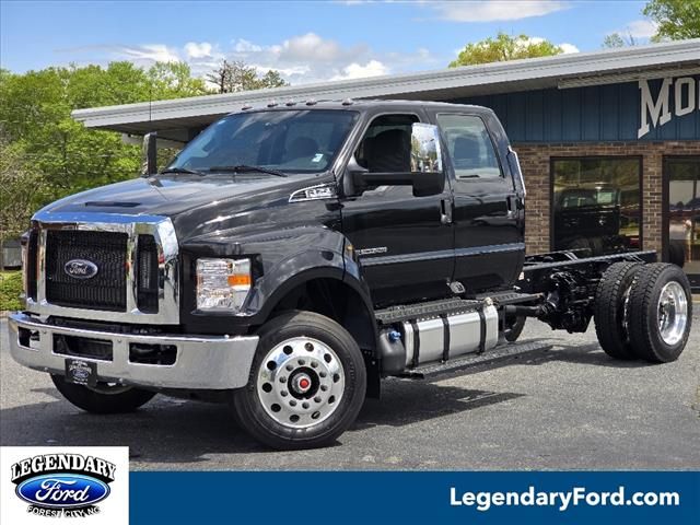 2026 Ford F-750SD Base Truck Crew Cab