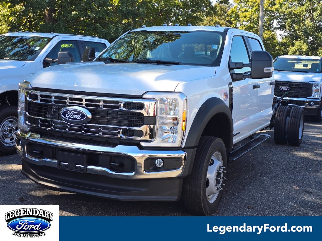 2027 Ford F-550SD XL Truck Crew Cab
