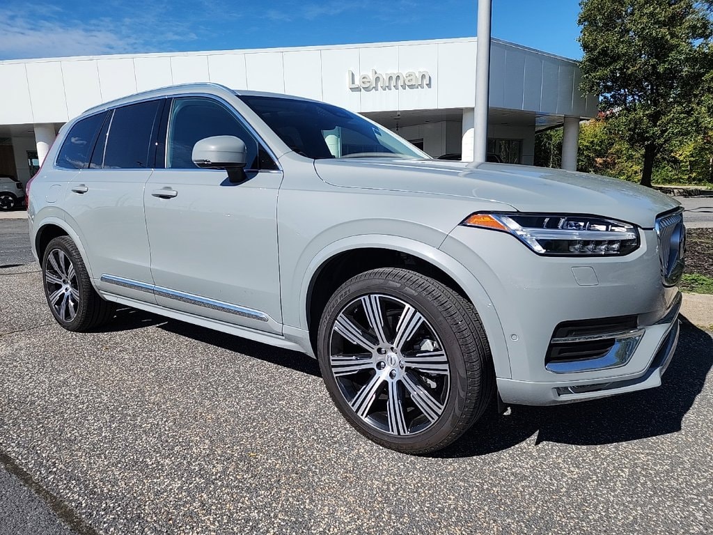 2025 Volvo XC90 SUV 