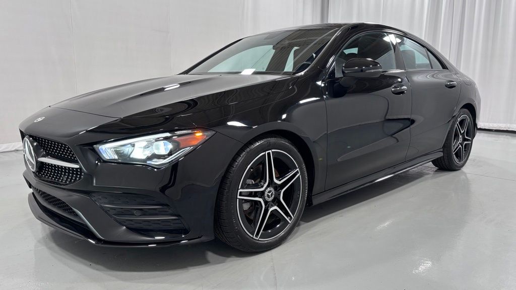  Mercedes-Benz CLA