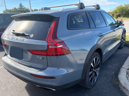 Used 2022 Volvo V60 Cross Country T5 Wagon