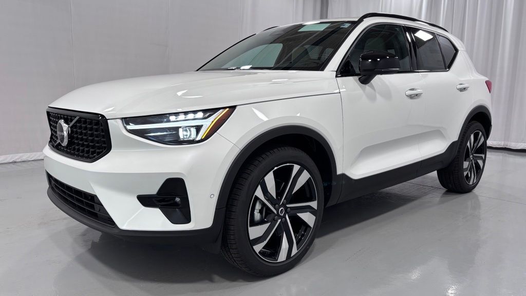 2026 Volvo XC40 Ultra