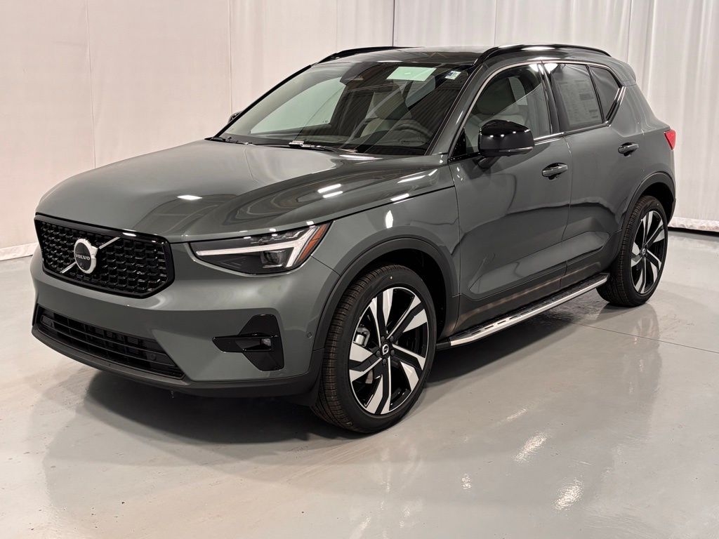 2026 Volvo XC40