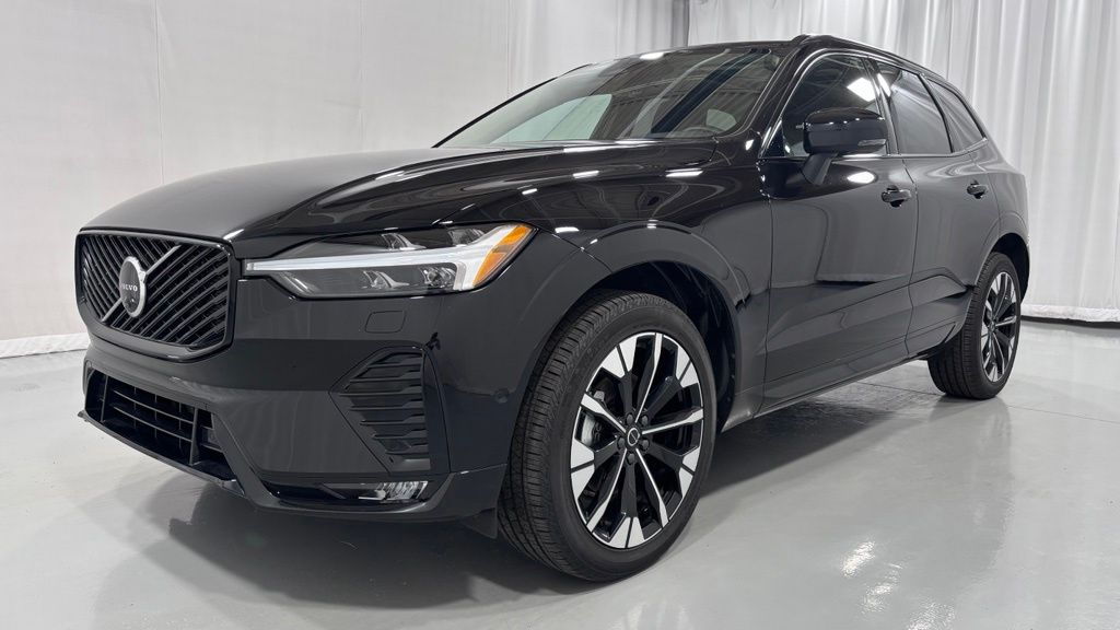 2026 Volvo XC60 Plus