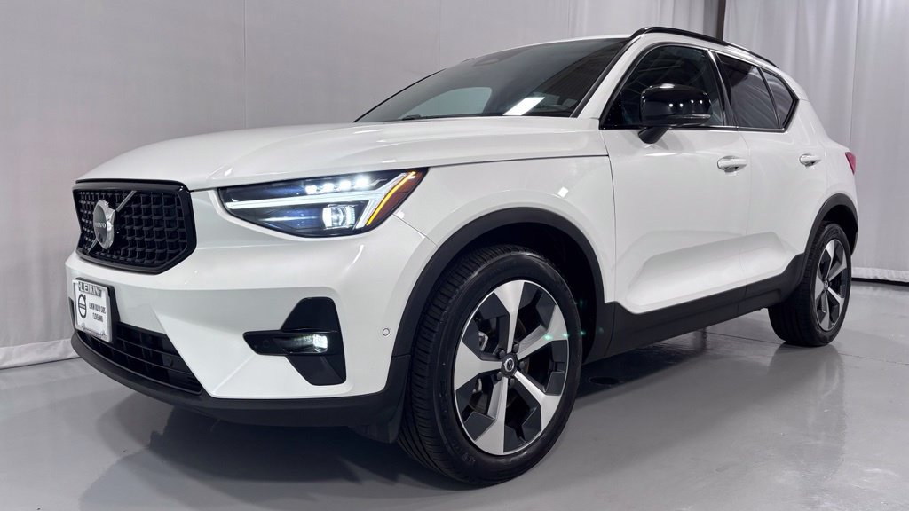2026 Volvo XC40 Plus