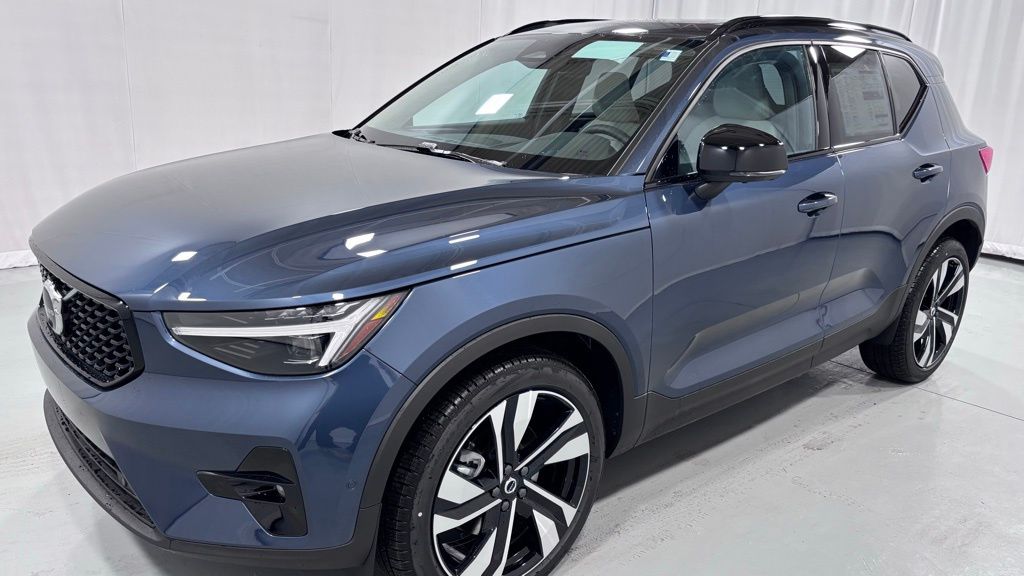 2026 Volvo XC40 Ultra