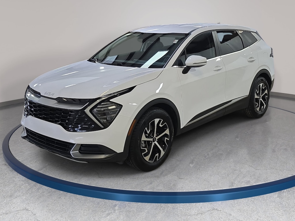 Used 2024 Kia Sportage EX SUV