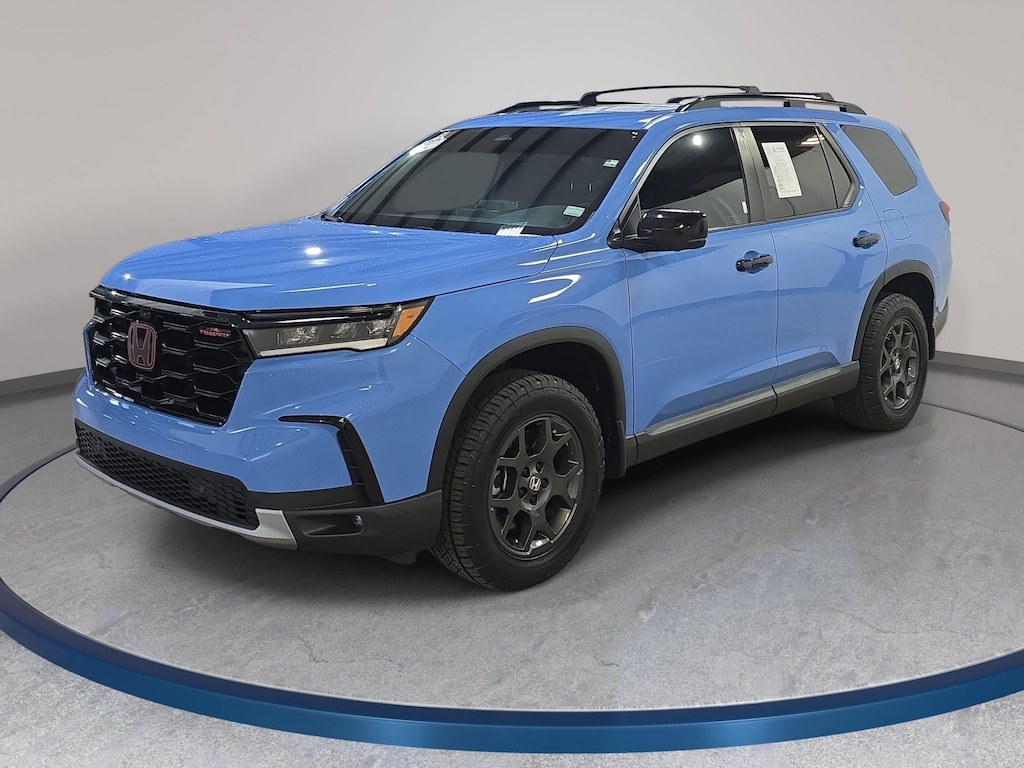 Certified 2025 Honda Pilot TrailSport SUV