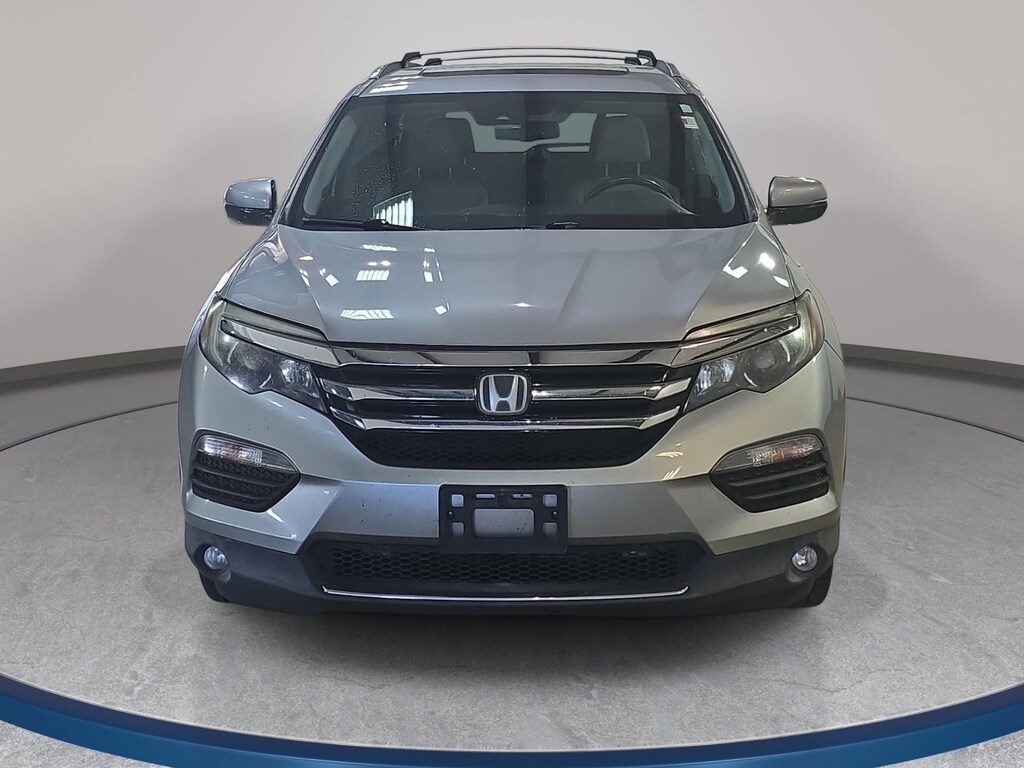 Used 2018 Honda Pilot Touring FWD SUV