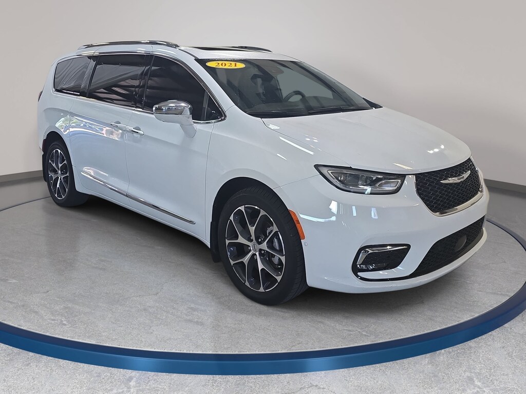 Used 2021 Chrysler Pacifica Limited Van Passenger Van
