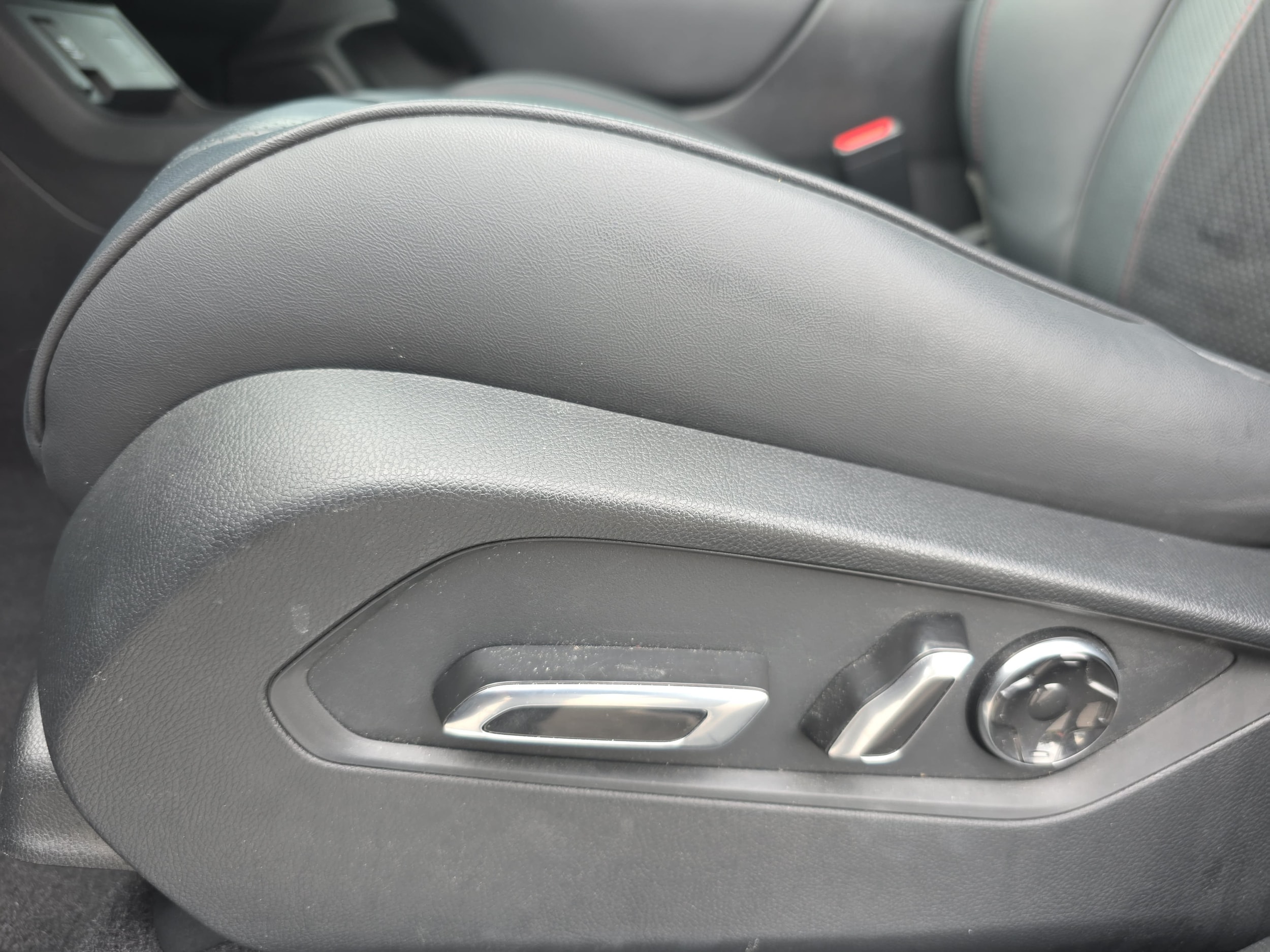 2023 Acura RDX A-Spec Package - Photo 26