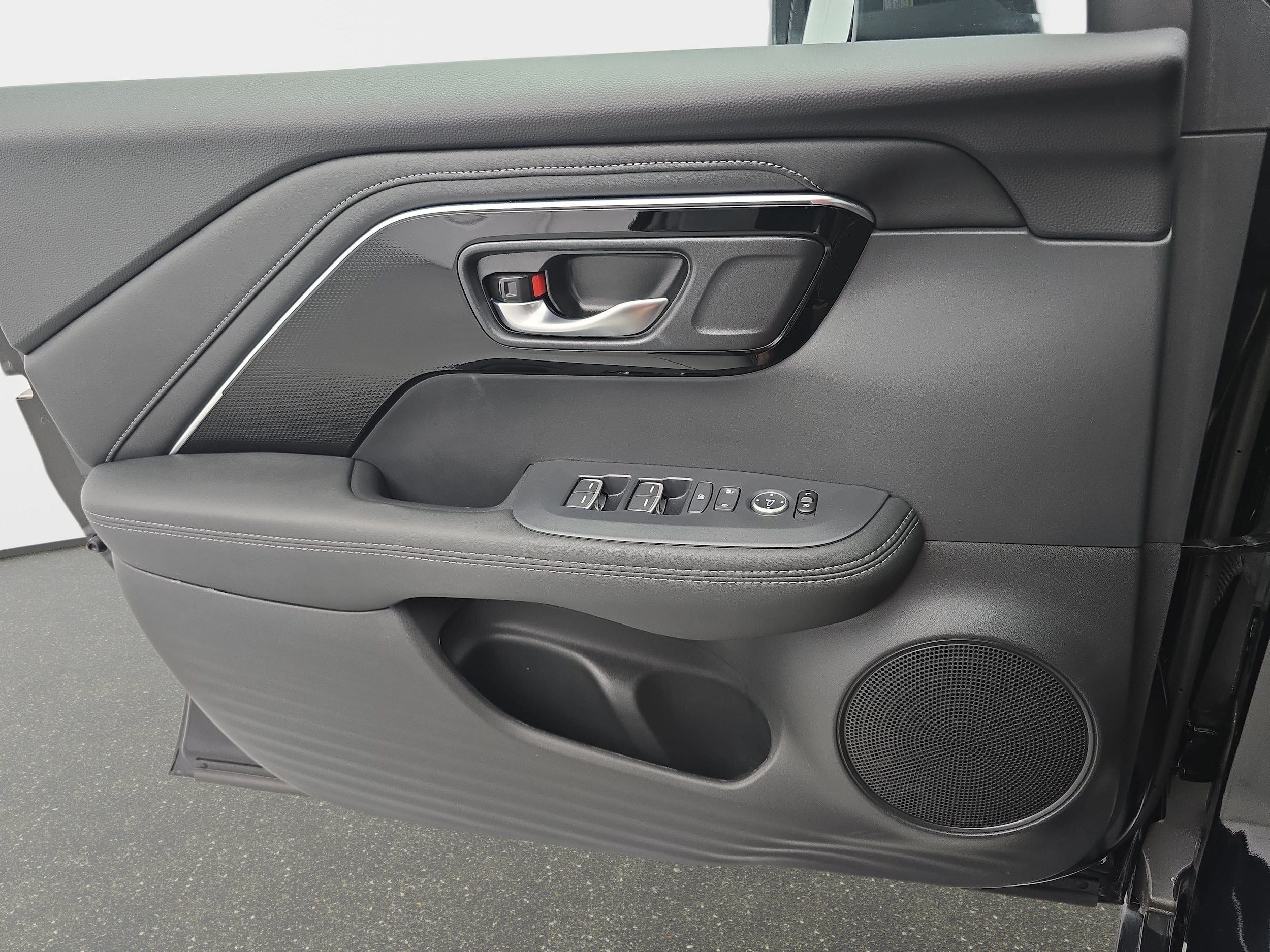 2025 Acura ADX Base - Photo 25