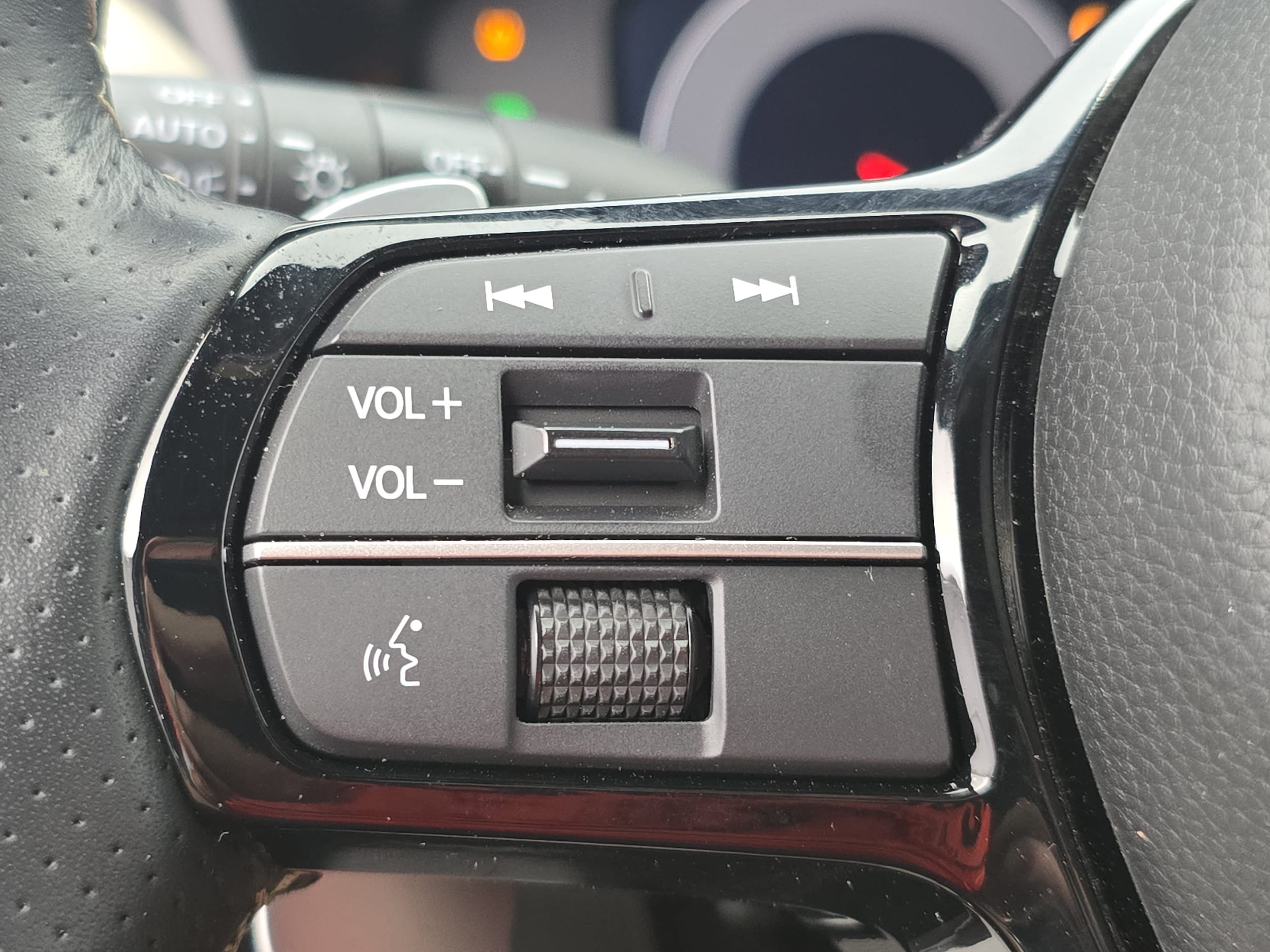 2025 Acura ADX A-Spec Package - Photo 17
