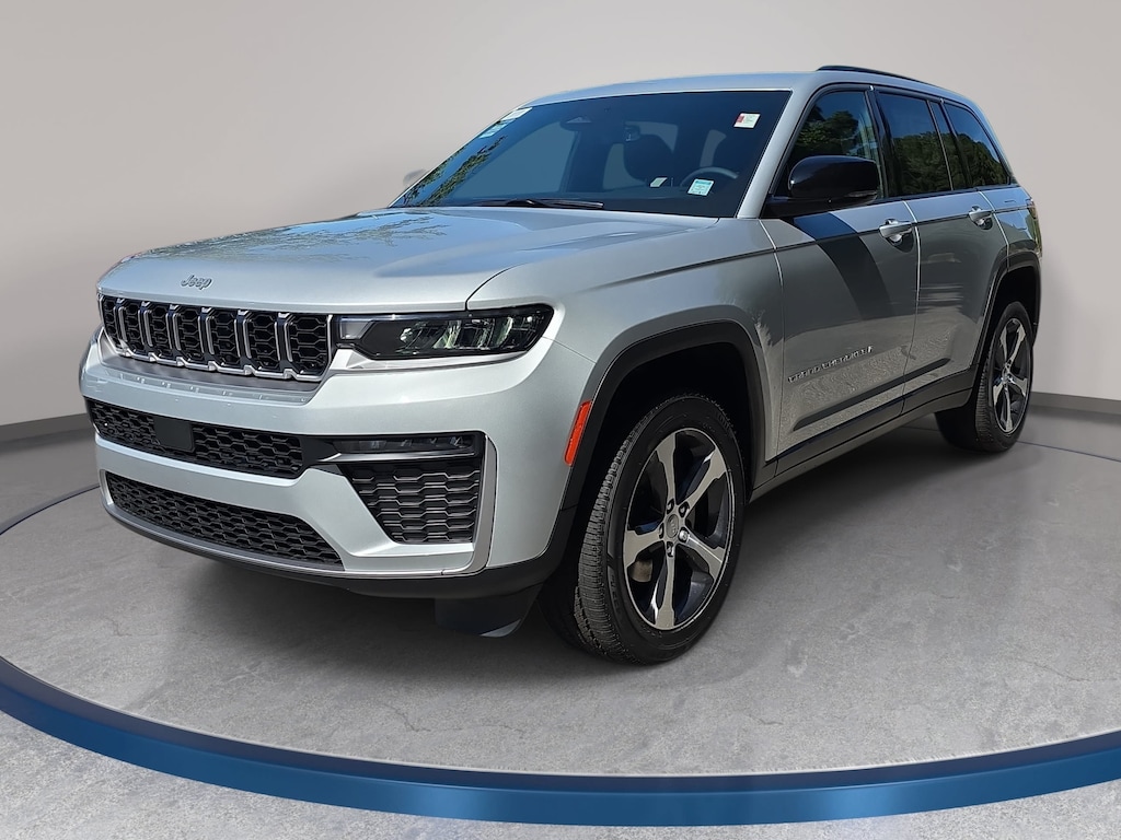 New 2026 Jeep Grand Cherokee LIMITED 4X4 Sport Utility
