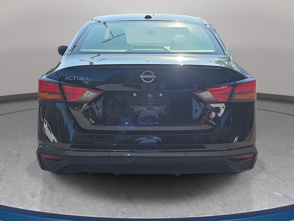 Used 2025 Nissan Altima SV SV FWD