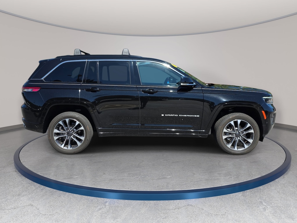 Used 2025 Jeep Grand Cherokee Overland Overland 4x4