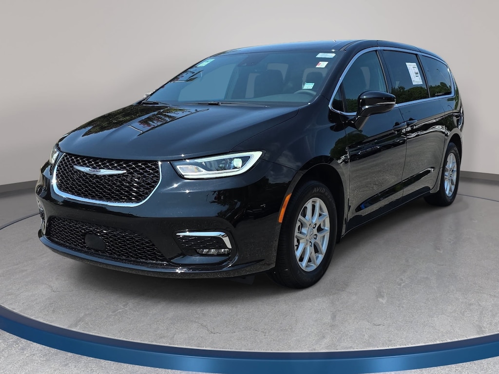 New 2026 Chrysler Pacifica SELECT Passenger Van