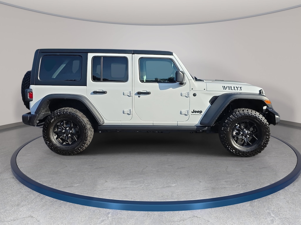 New 2026 Jeep Wrangler 4-DOOR WILLYS Sport Utility