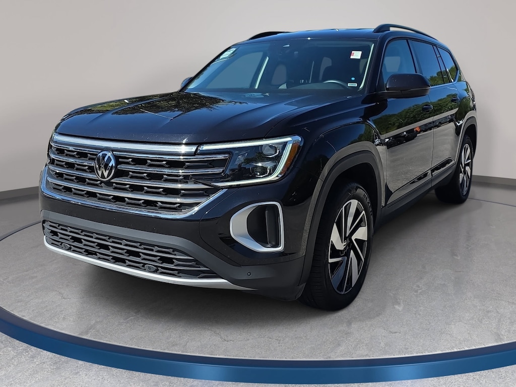 Used 2025 Volkswagen Atlas 2.0T SE w/Technology 2.0T SE w/Technology FWD