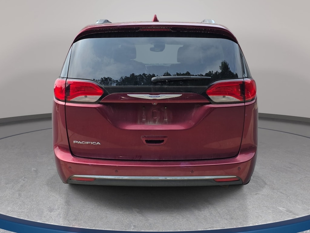 Used 2018 Chrysler Pacifica Touring L Touring L FWD