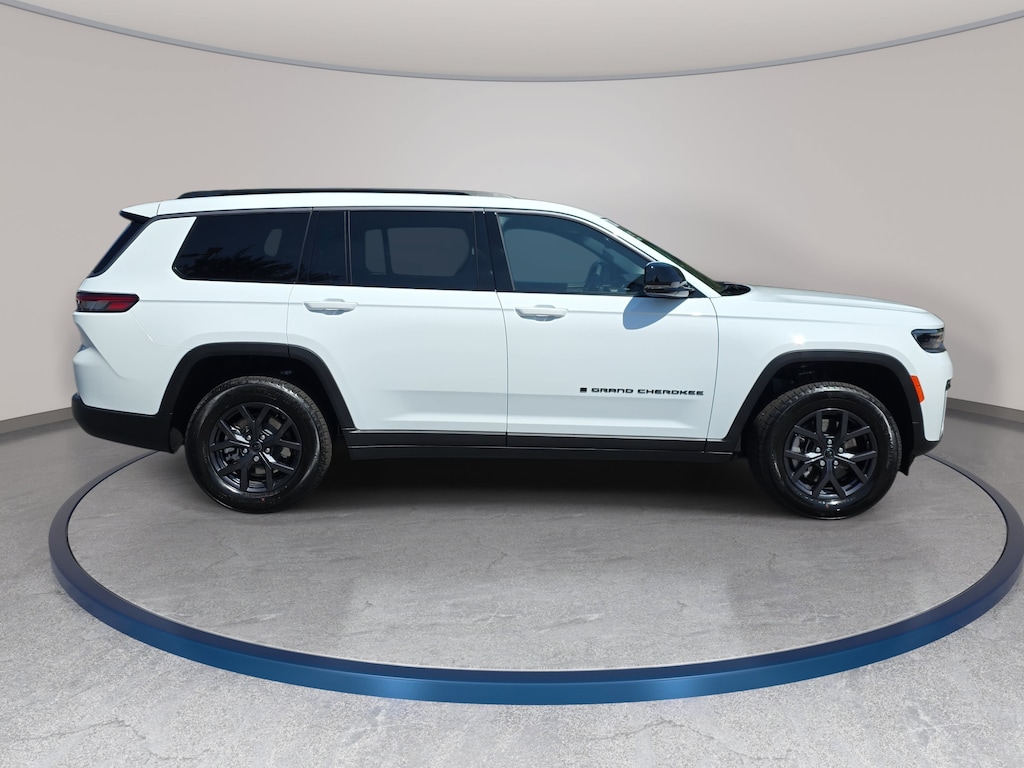 New 2027 Jeep Grand Cherokee L LAREDO ALTITUDE 4X4 Sport Utility